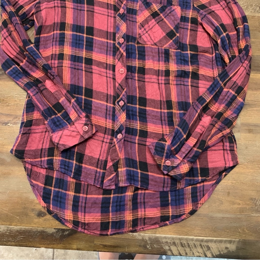Beach Lunch Lounge multicolored plaid flannel long sleeve button down shirt EUC - Picture 3 of 13